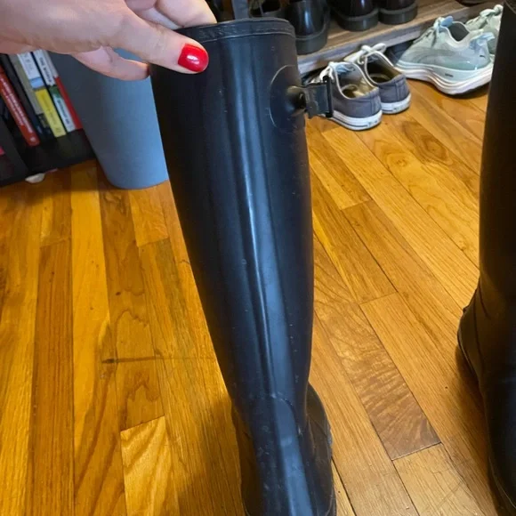 Barbour Classic Navy Waterproof Boots - Picture 4 of 9